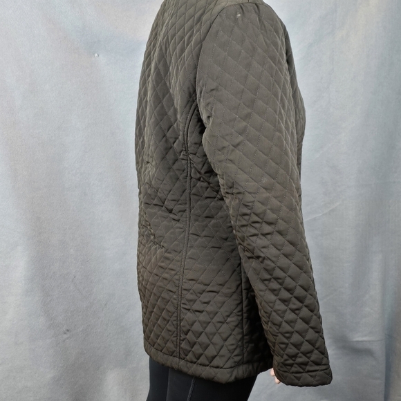 Calvin Klein, Quilted olive green jacket, size medium. - Picture 7 of 9